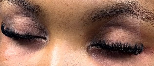 Regard cil a cil naturel Noor Beauty Bar